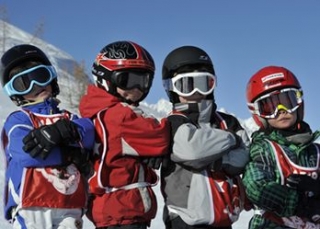  Paradise for little skiers 
